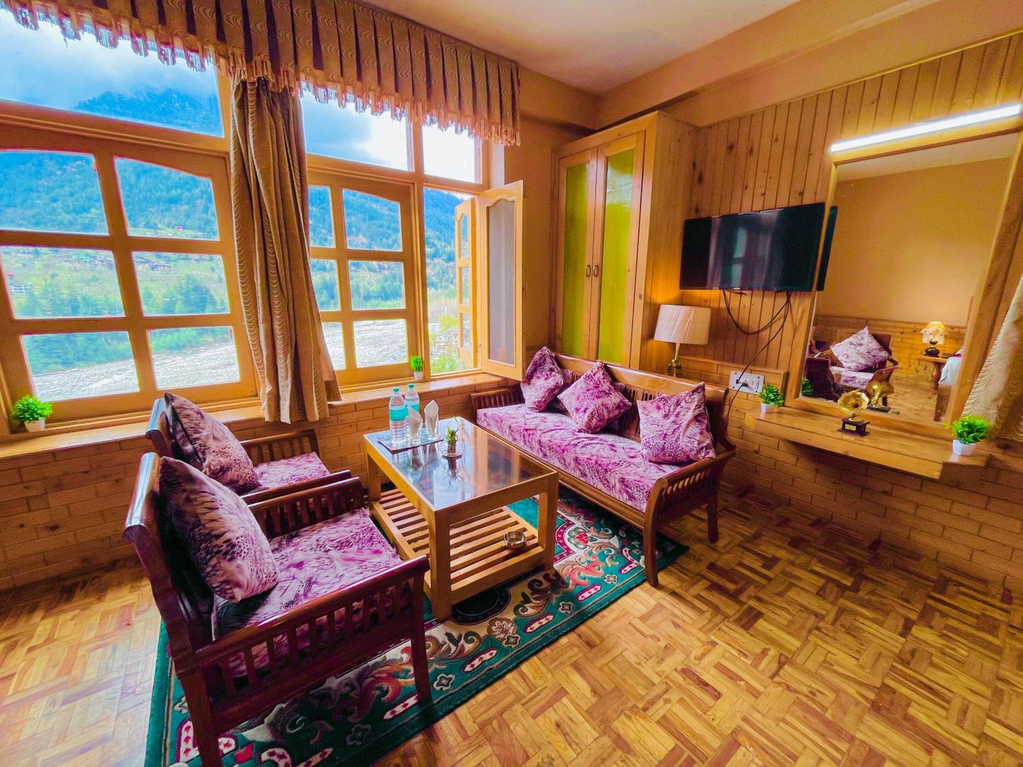 Hotel Hollywood Vibes #Riverview #Premium Rooms #Prime Location #Most Awarded #Parking #Top Rated #Open Terrace #Lawn #Best Selling Hotel In Manali 외부 사진