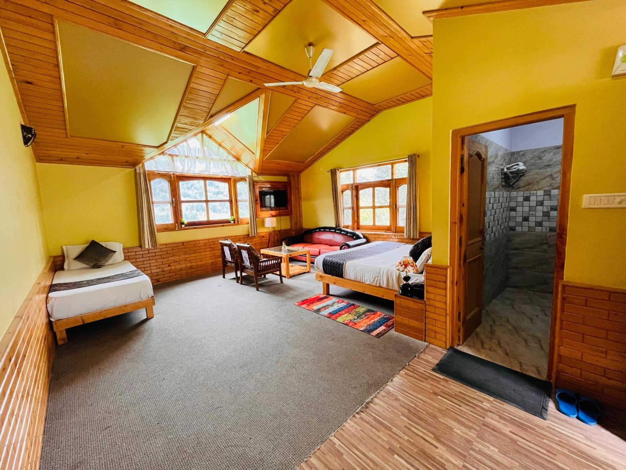 Hotel Hollywood Vibes #Riverview #Premium Rooms #Prime Location #Most Awarded #Parking #Top Rated #Open Terrace #Lawn #Best Selling Hotel In Manali 외부 사진
