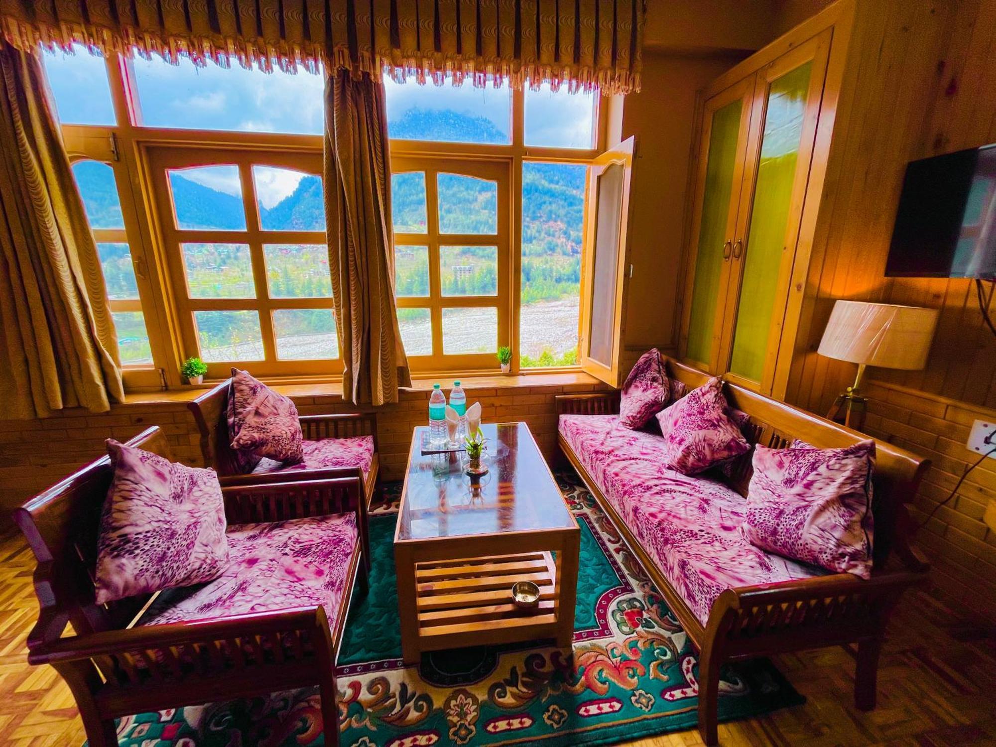 Hotel Hollywood Vibes #Riverview #Premium Rooms #Prime Location #Most Awarded #Parking #Top Rated #Open Terrace #Lawn #Best Selling Hotel In Manali 외부 사진