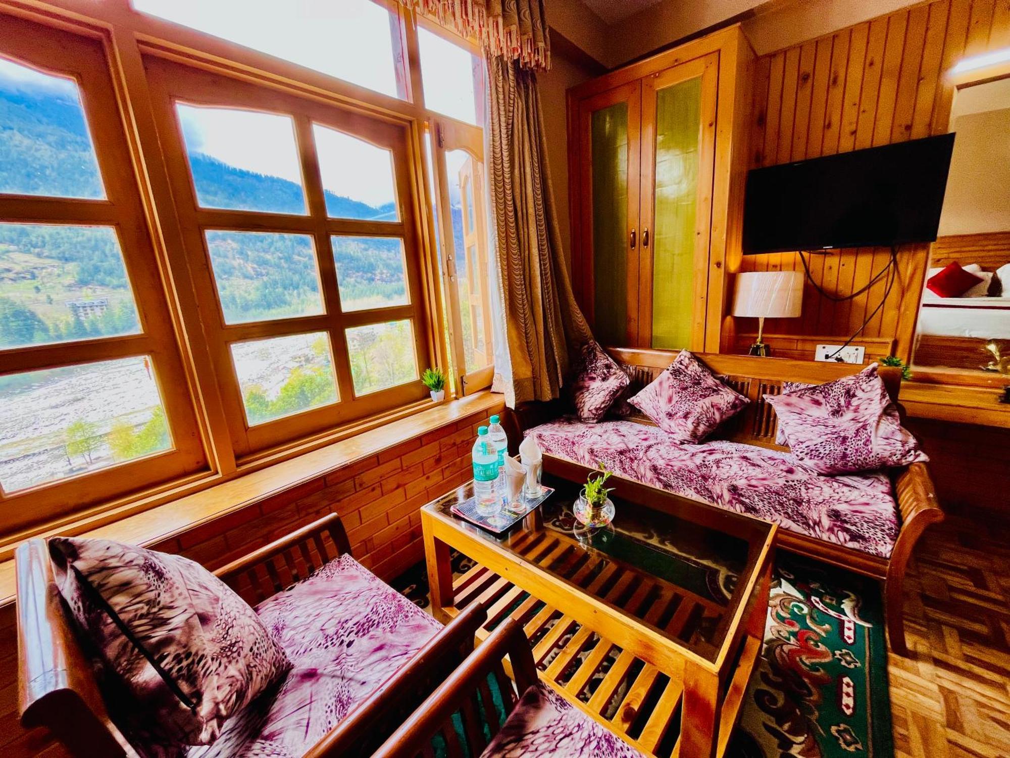 Hotel Hollywood Vibes #Riverview #Premium Rooms #Prime Location #Most Awarded #Parking #Top Rated #Open Terrace #Lawn #Best Selling Hotel In Manali 외부 사진