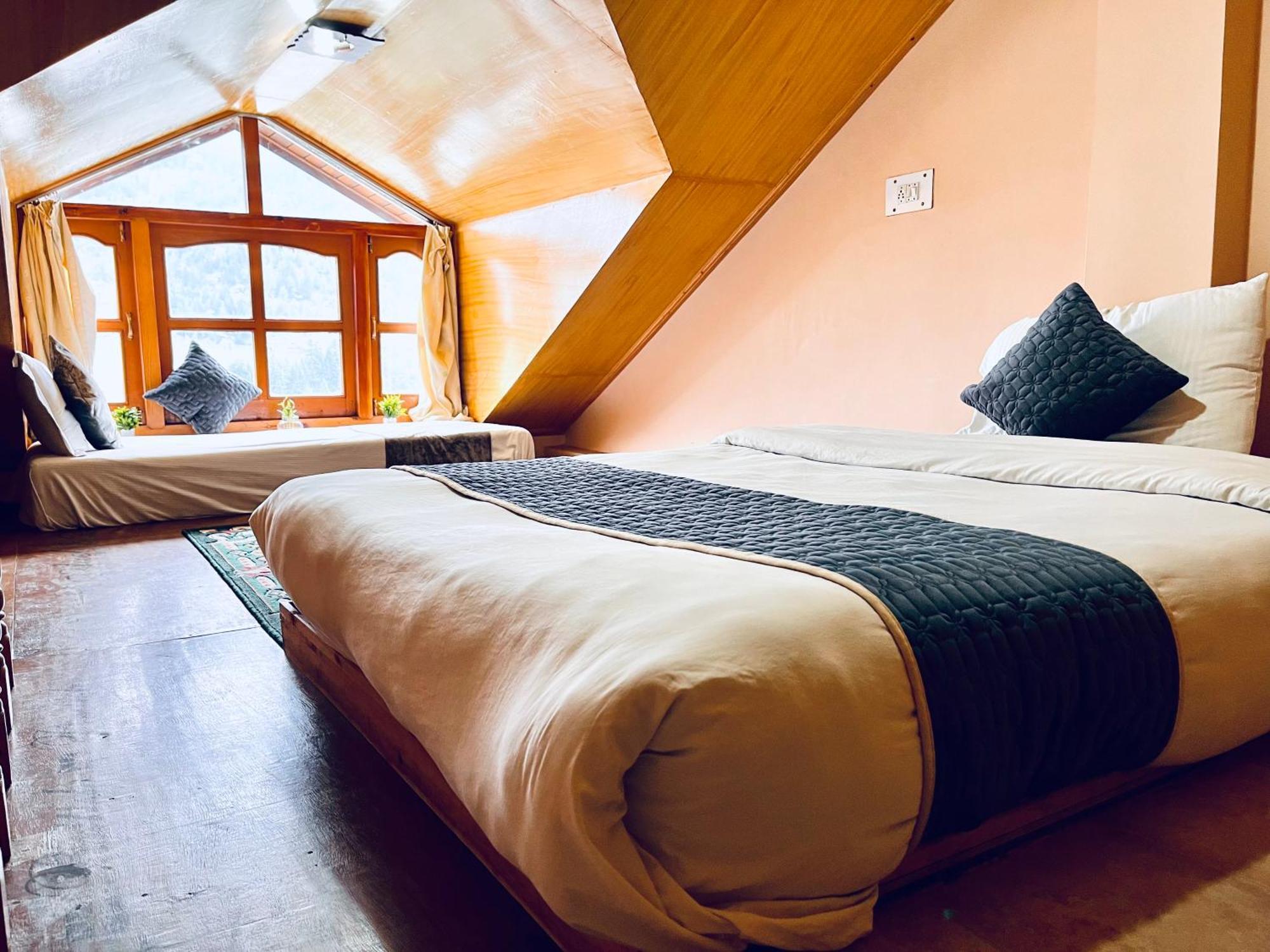 Hotel Hollywood Vibes #Riverview #Premium Rooms #Prime Location #Most Awarded #Parking #Top Rated #Open Terrace #Lawn #Best Selling Hotel In Manali 외부 사진