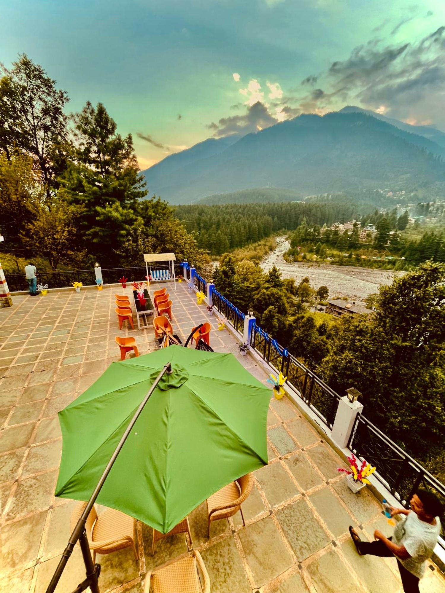 Hotel Hollywood Vibes #Riverview #Premium Rooms #Prime Location #Most Awarded #Parking #Top Rated #Open Terrace #Lawn #Best Selling Hotel In Manali 외부 사진