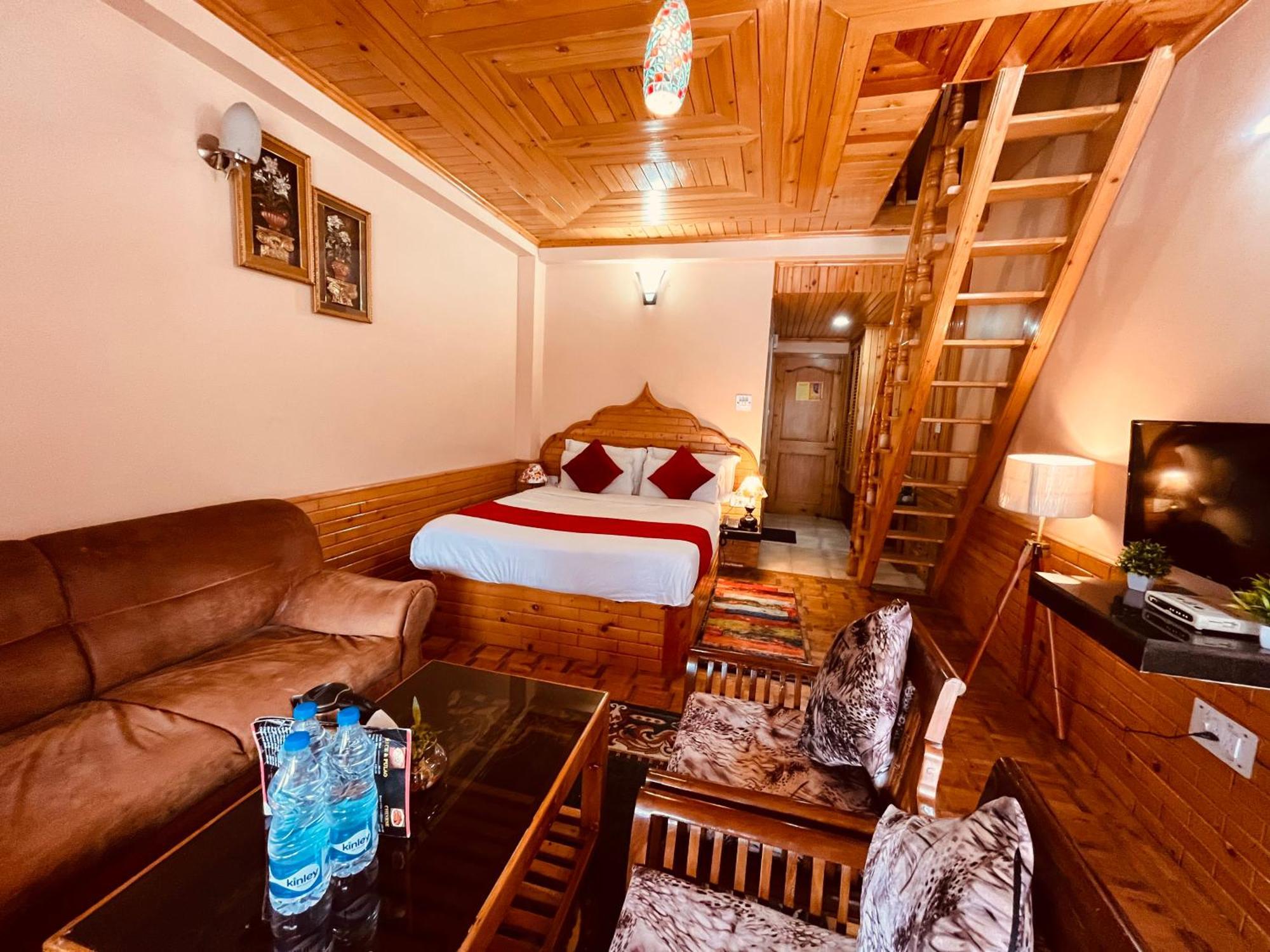 Hotel Hollywood Vibes #Riverview #Premium Rooms #Prime Location #Most Awarded #Parking #Top Rated #Open Terrace #Lawn #Best Selling Hotel In Manali 외부 사진