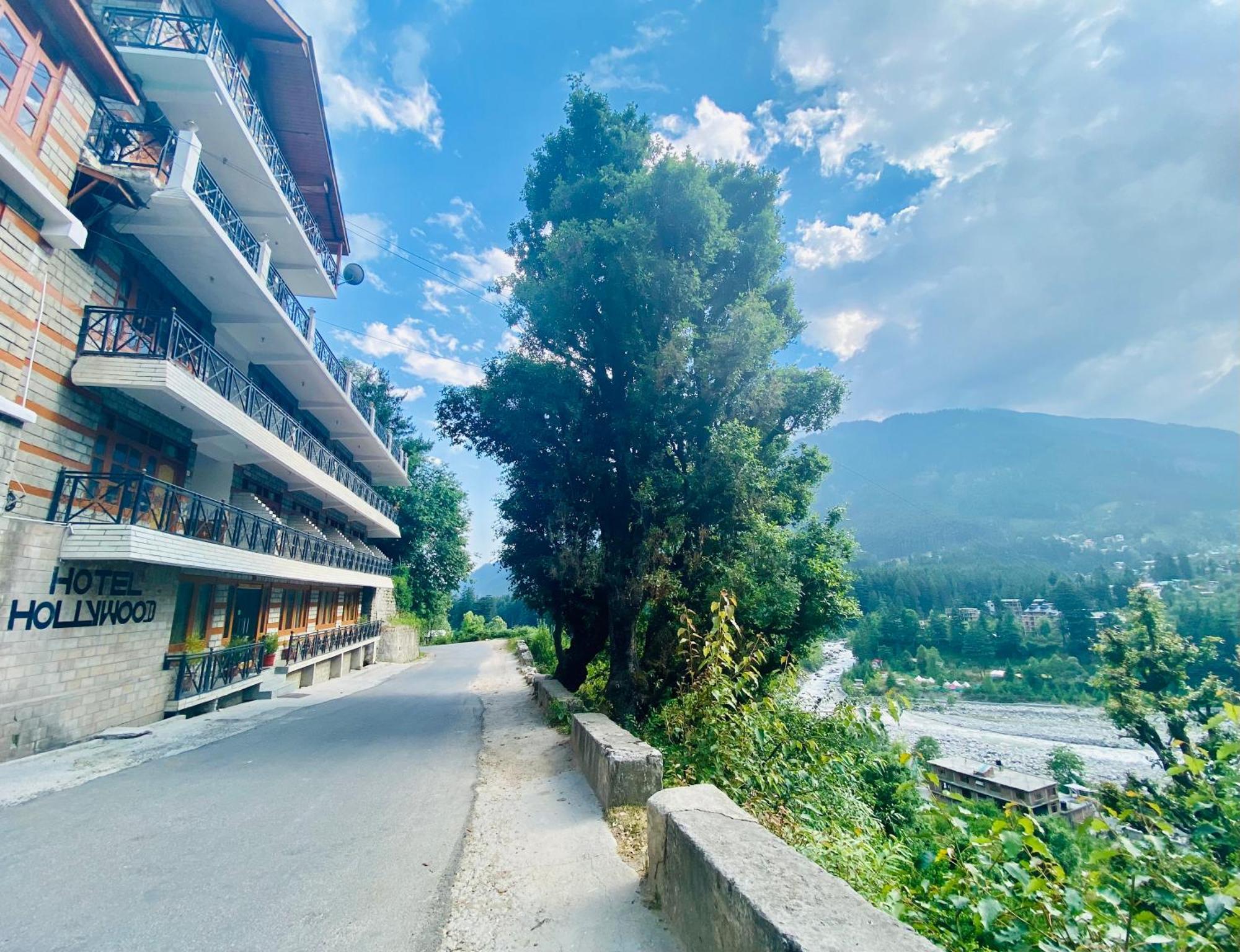 Hotel Hollywood Vibes #Riverview #Premium Rooms #Prime Location #Most Awarded #Parking #Top Rated #Open Terrace #Lawn #Best Selling Hotel In Manali 외부 사진
