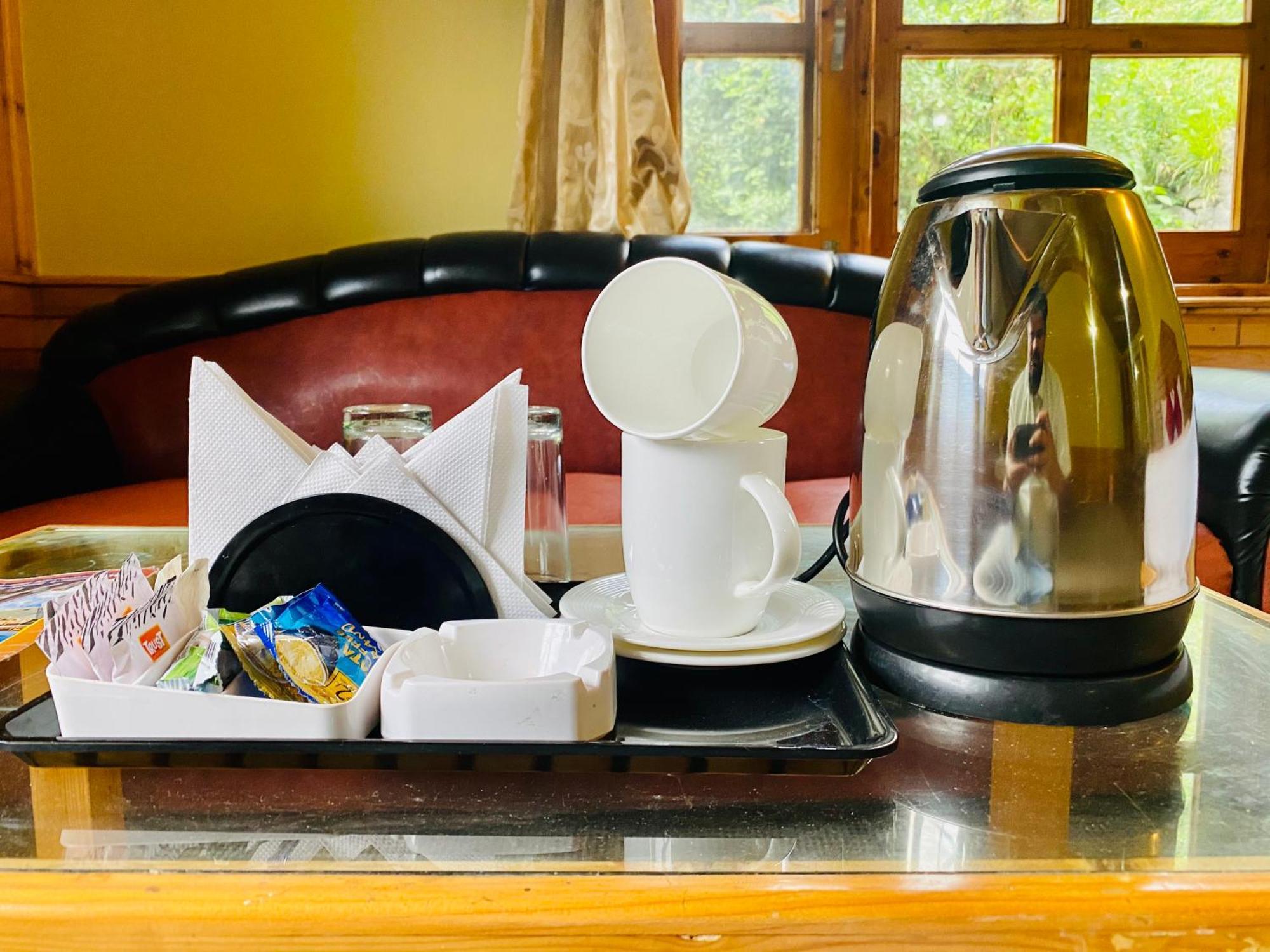 Hotel Hollywood Vibes #Riverview #Premium Rooms #Prime Location #Most Awarded #Parking #Top Rated #Open Terrace #Lawn #Best Selling Hotel In Manali 외부 사진